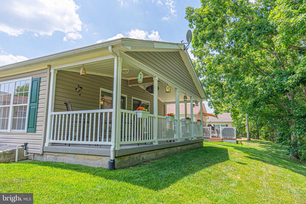 286 PEBBLE BEACH DR