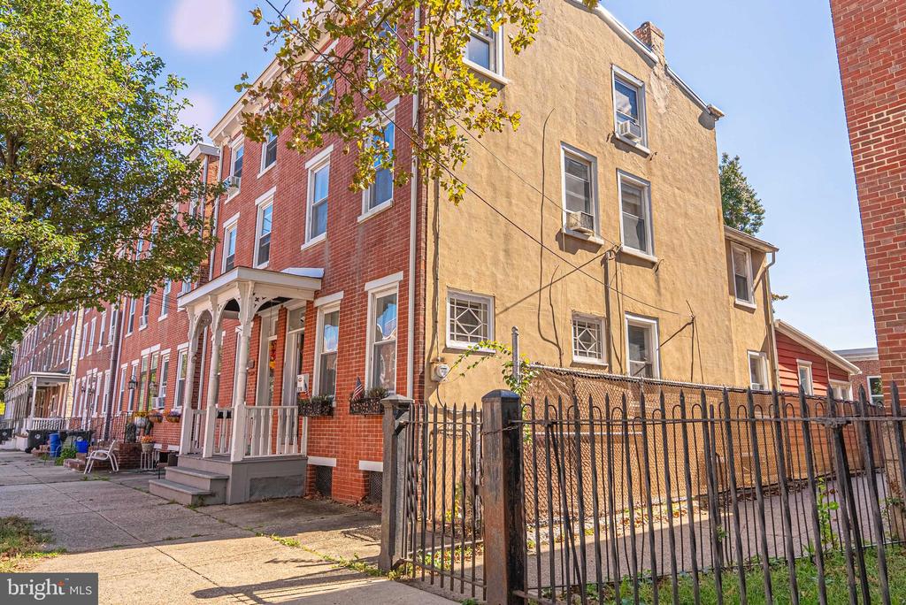 334 BARCLAY STREET