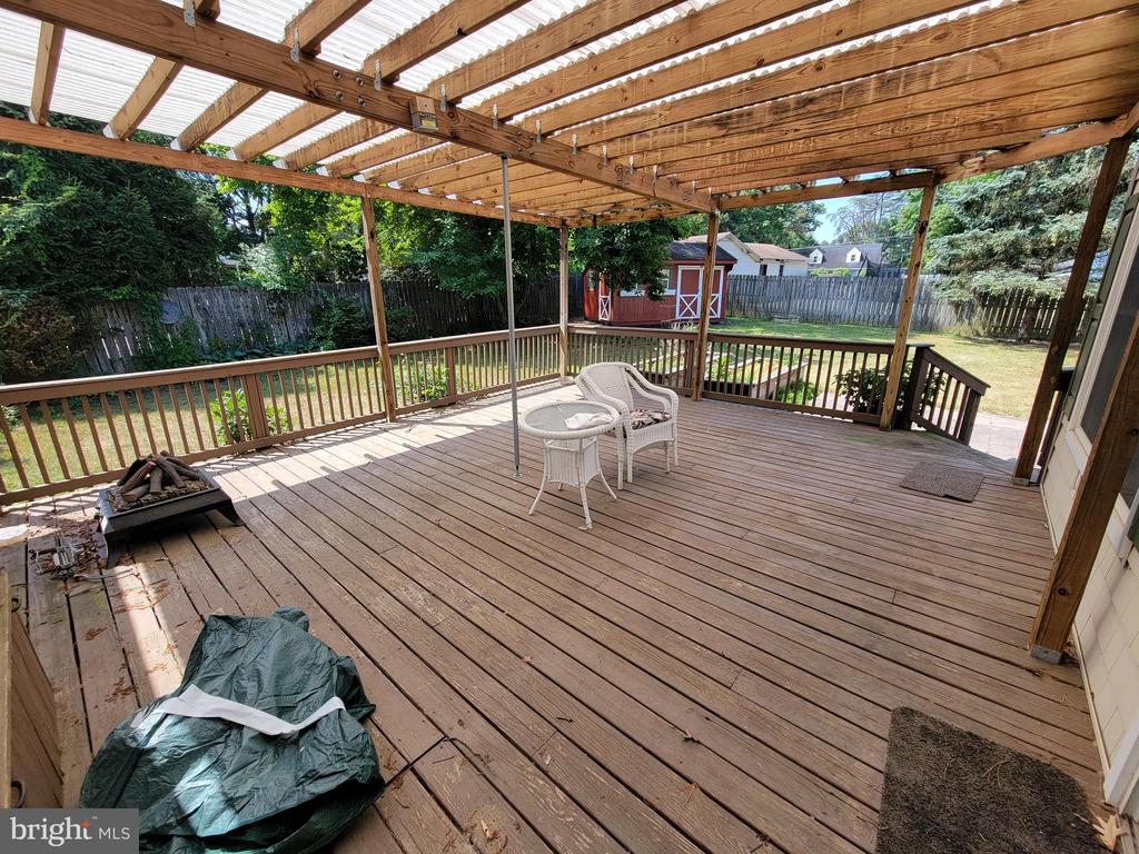 3 HILLSIDE AVENUE