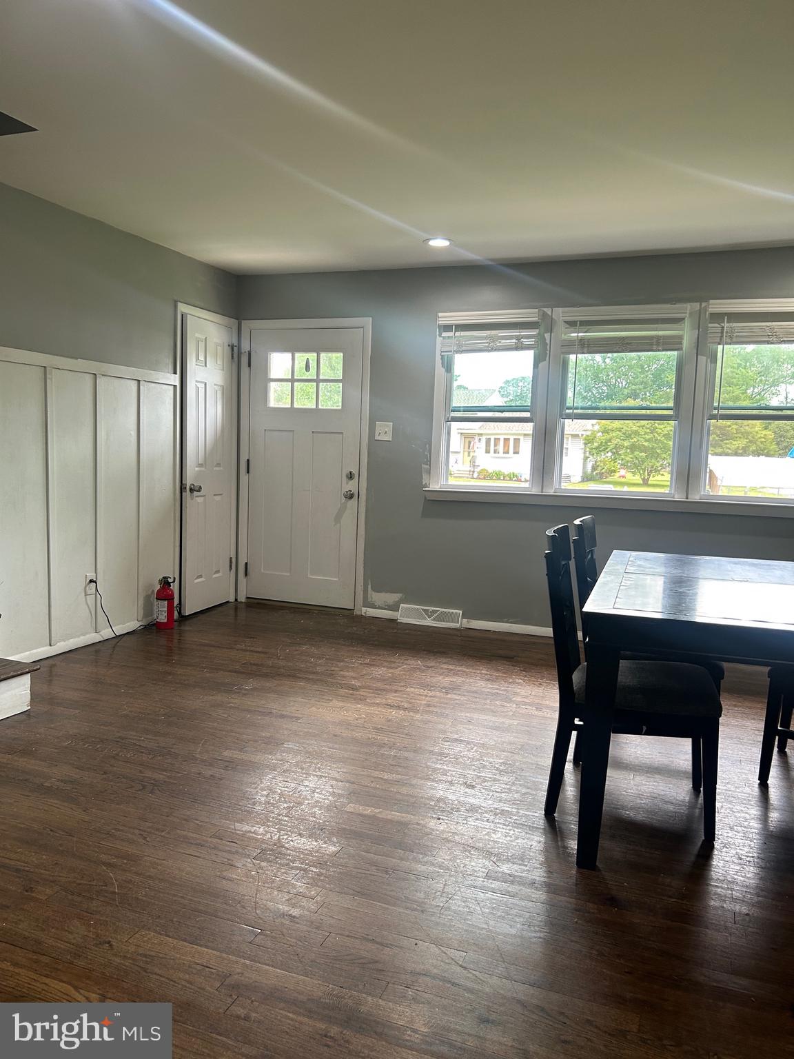 1258 W CORNELL STREET