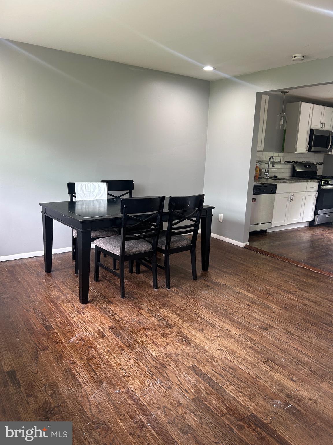 1258 W CORNELL STREET