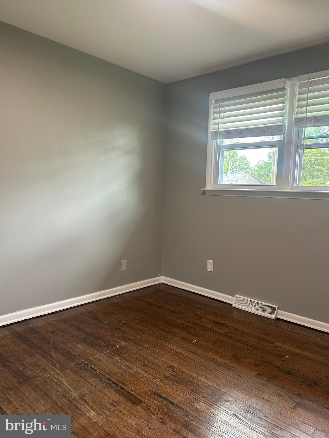 1258 W CORNELL STREET