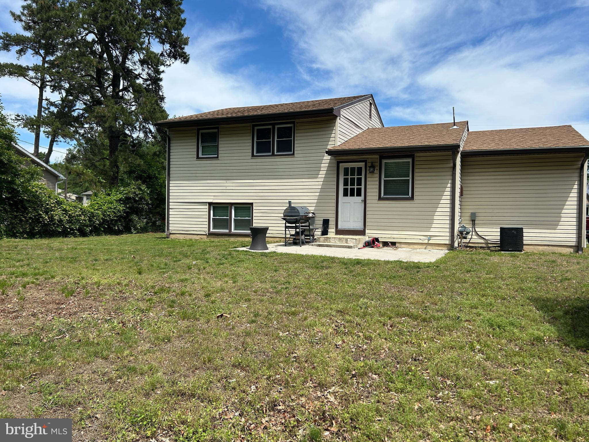 1258 W CORNELL STREET