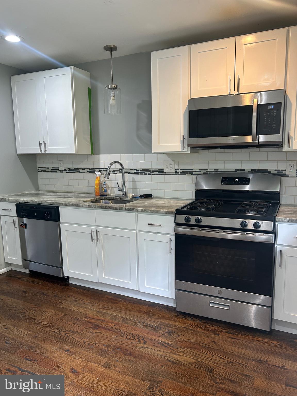 1258 W CORNELL STREET