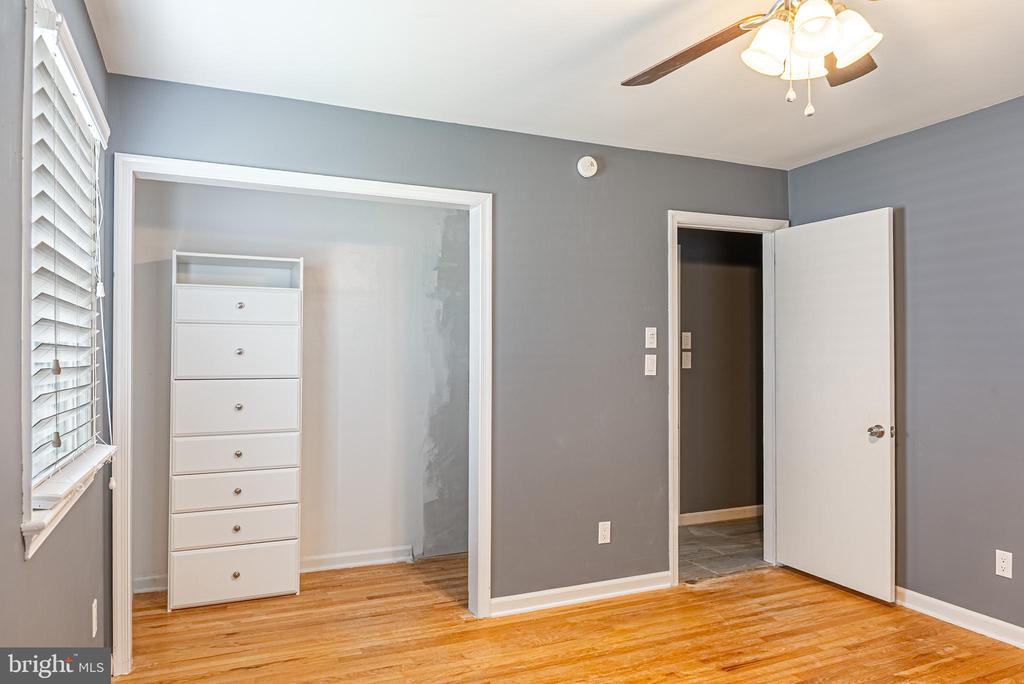 117 BOXWOOD DRIVE