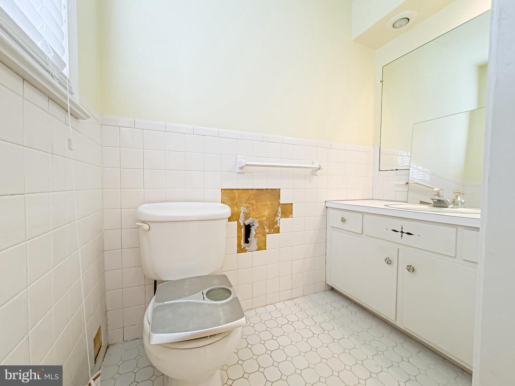 117 BOXWOOD DRIVE