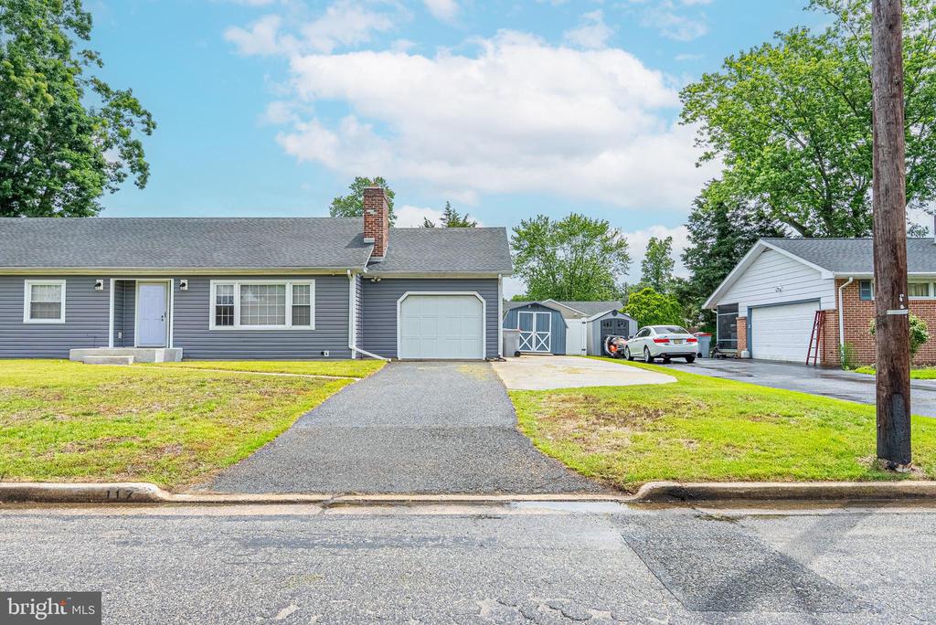 117 BOXWOOD DRIVE