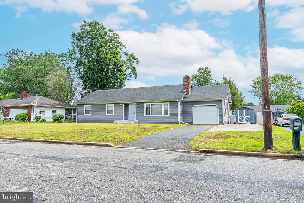 117 BOXWOOD DRIVE