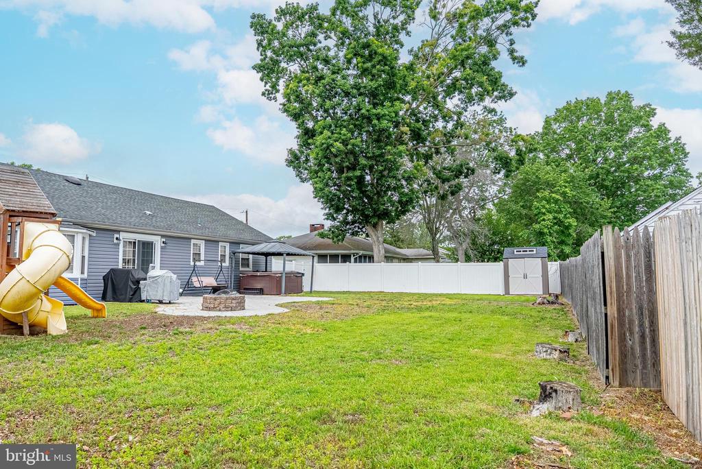 117 BOXWOOD DRIVE