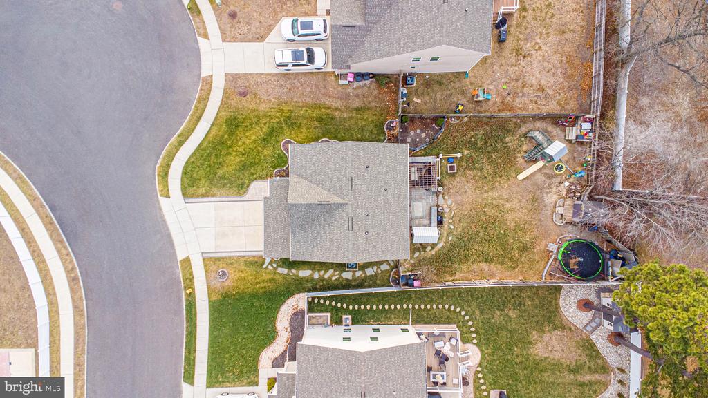 36 CIRCLE DRIVE