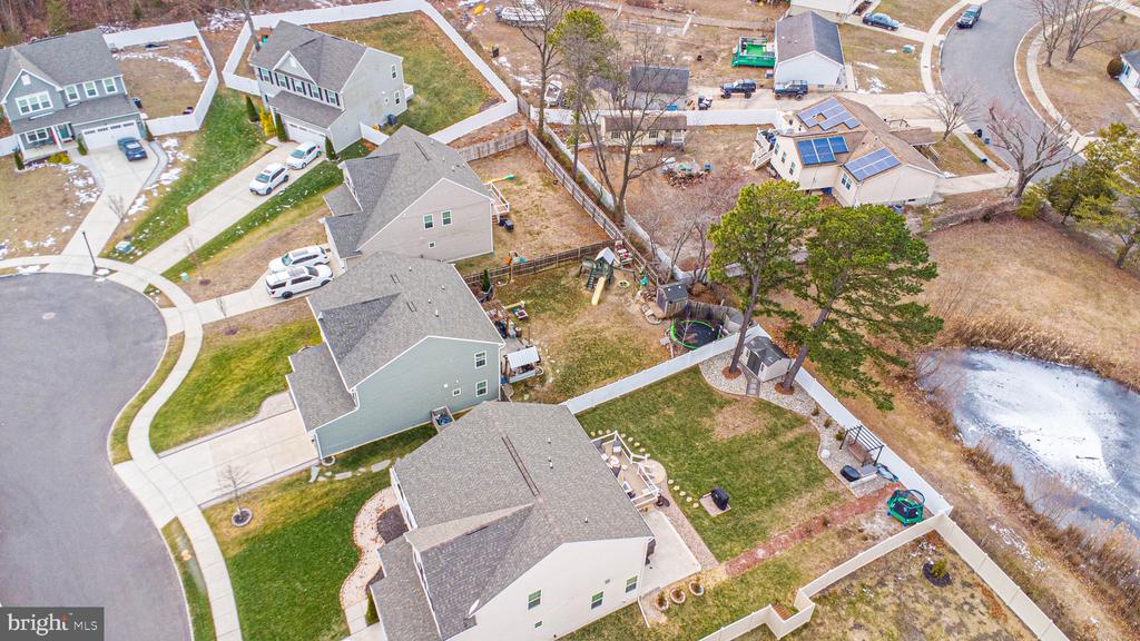 36 CIRCLE DRIVE