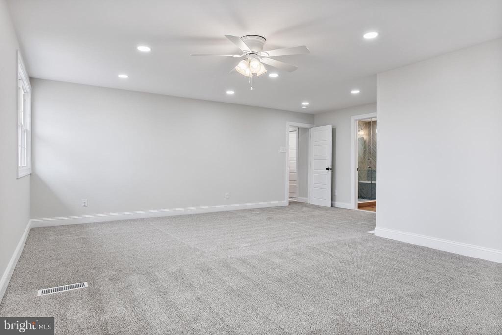 5 SWARTHMORE AVENUE