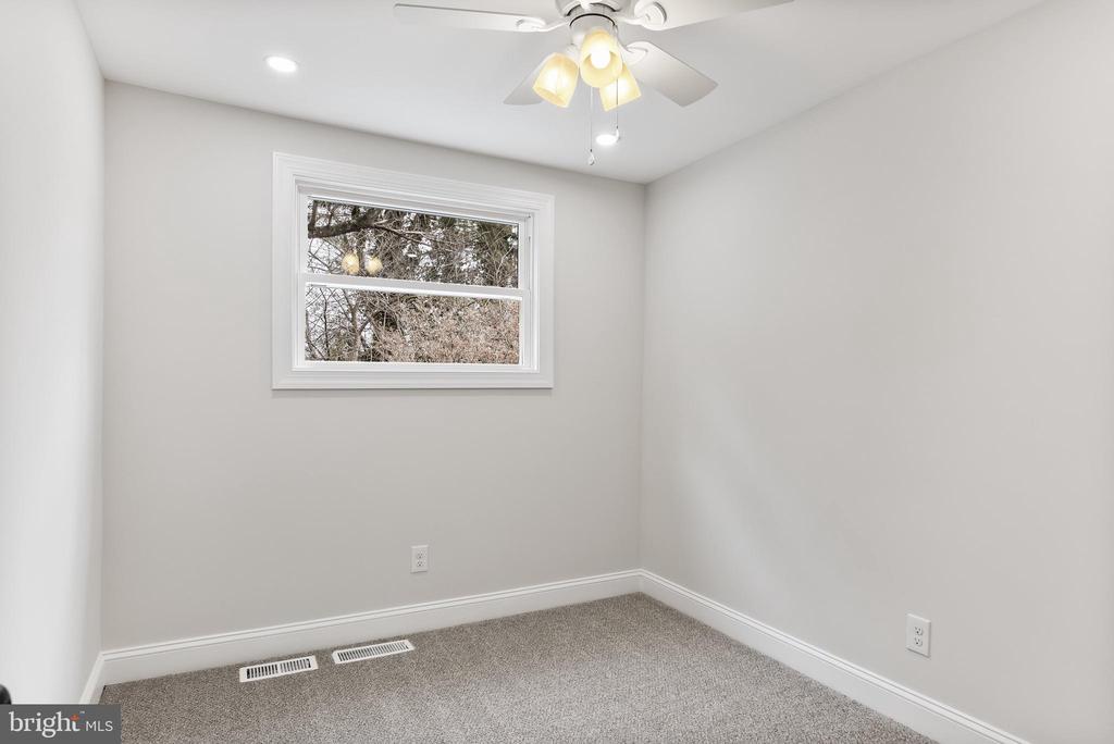 5 SWARTHMORE AVENUE