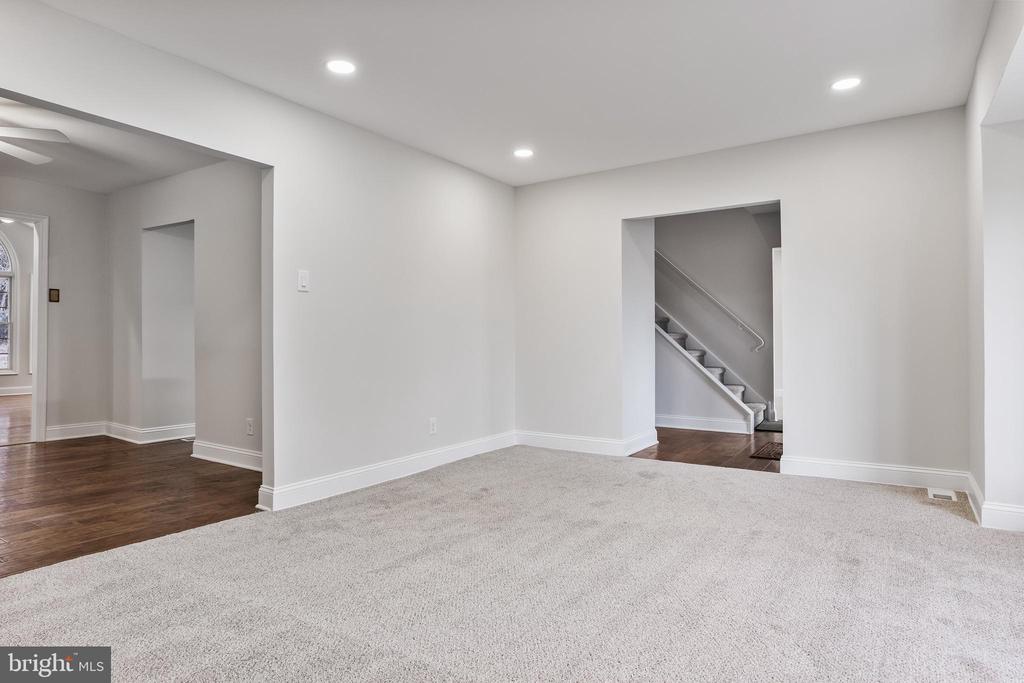 5 SWARTHMORE AVENUE