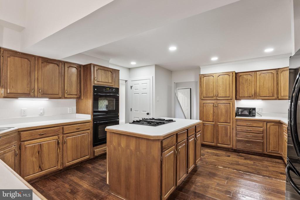 5 SWARTHMORE AVENUE