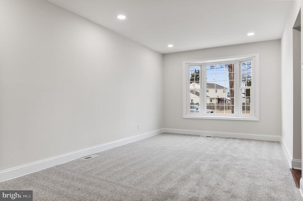 5 SWARTHMORE AVENUE