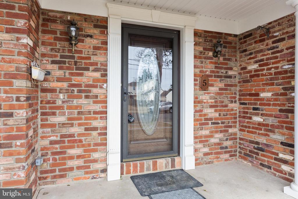 5 SWARTHMORE AVENUE