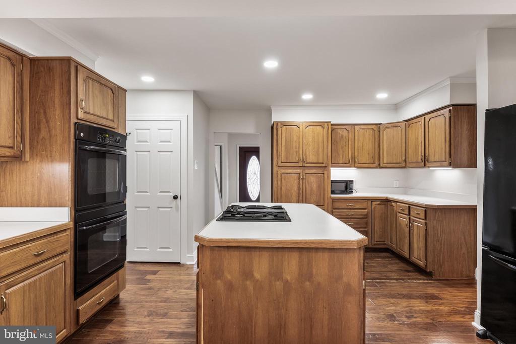 5 SWARTHMORE AVENUE