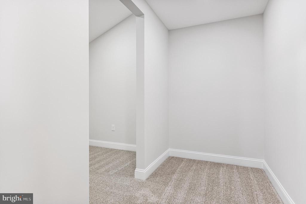 5 SWARTHMORE AVENUE