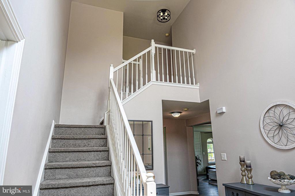 928 DARTMOOR AVENUE