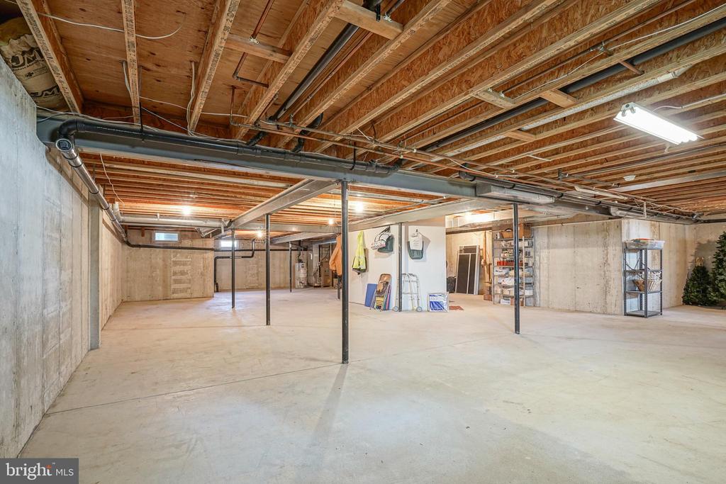 173 E WOLFERT STATION ROAD