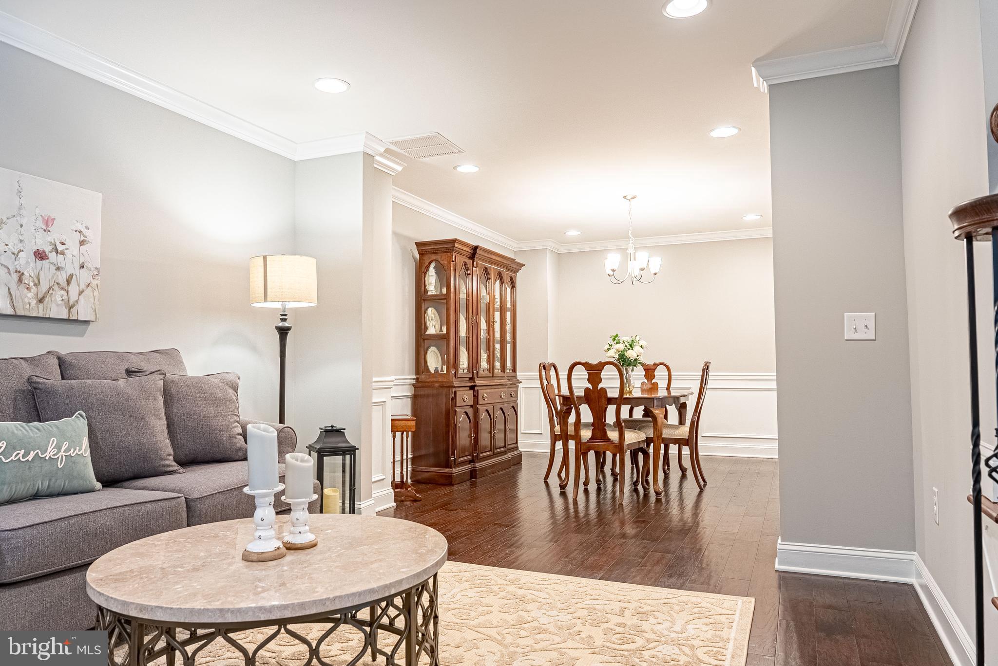 1406 LEXINGTON MEWS MEWS