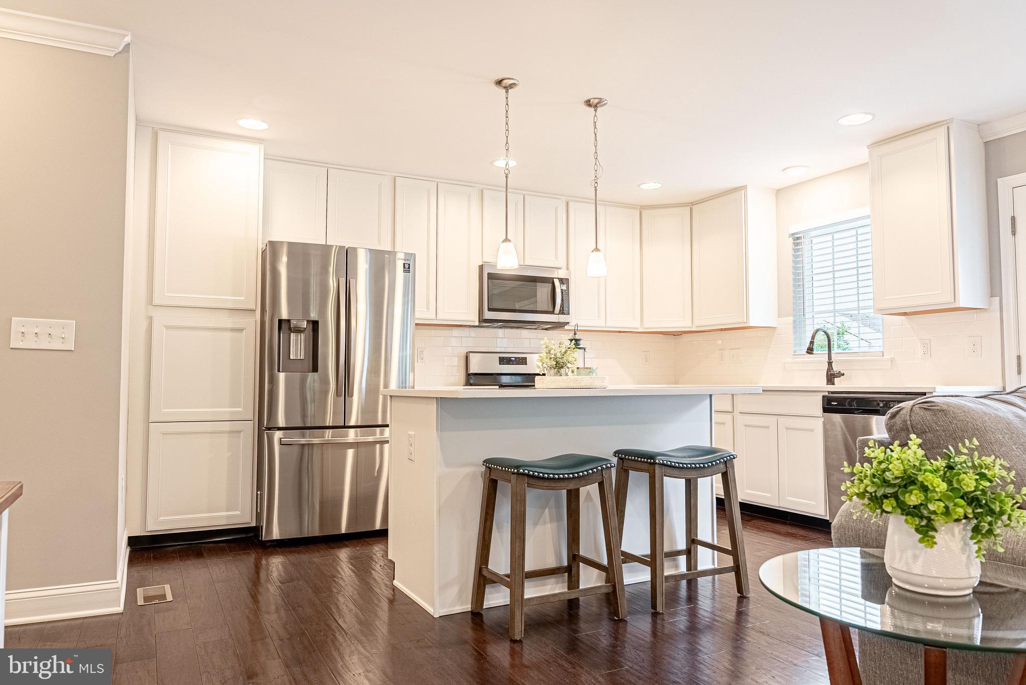 1406 LEXINGTON MEWS MEWS