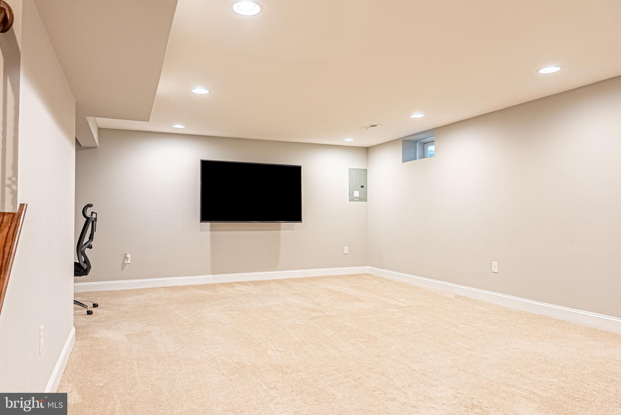 1406 LEXINGTON MEWS MEWS