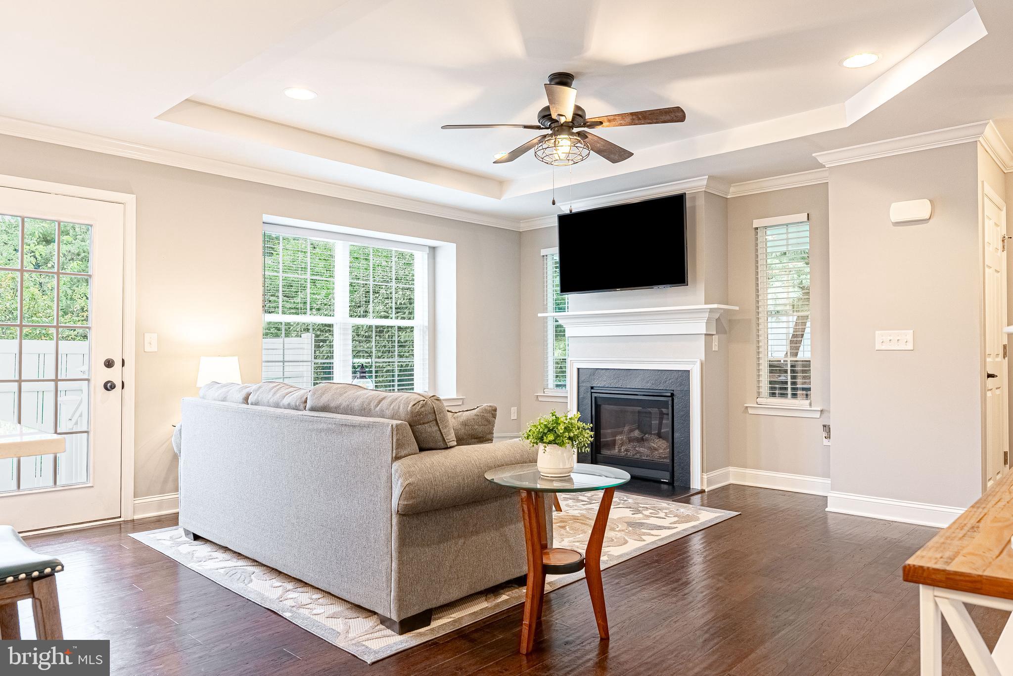 1406 LEXINGTON MEWS MEWS