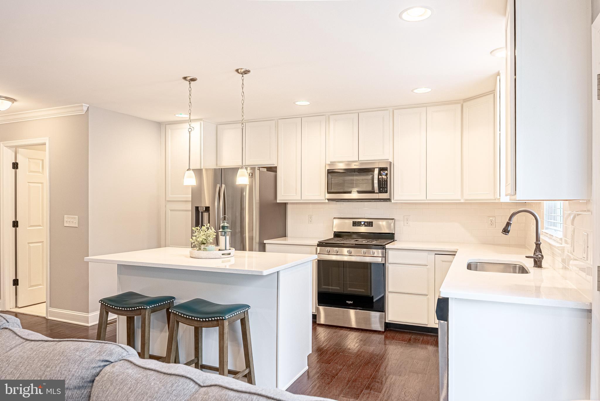 1406 LEXINGTON MEWS MEWS