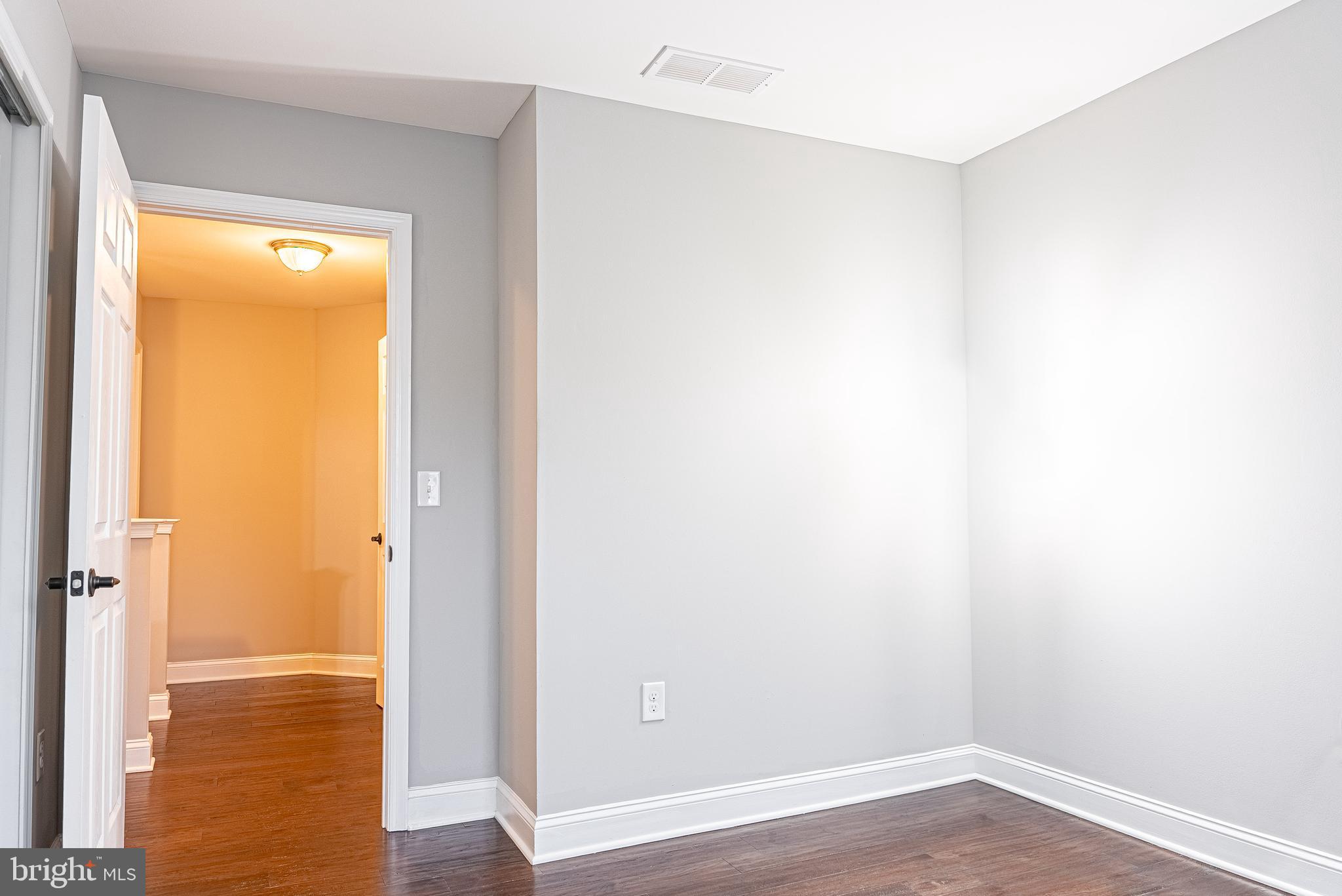 1406 LEXINGTON MEWS MEWS