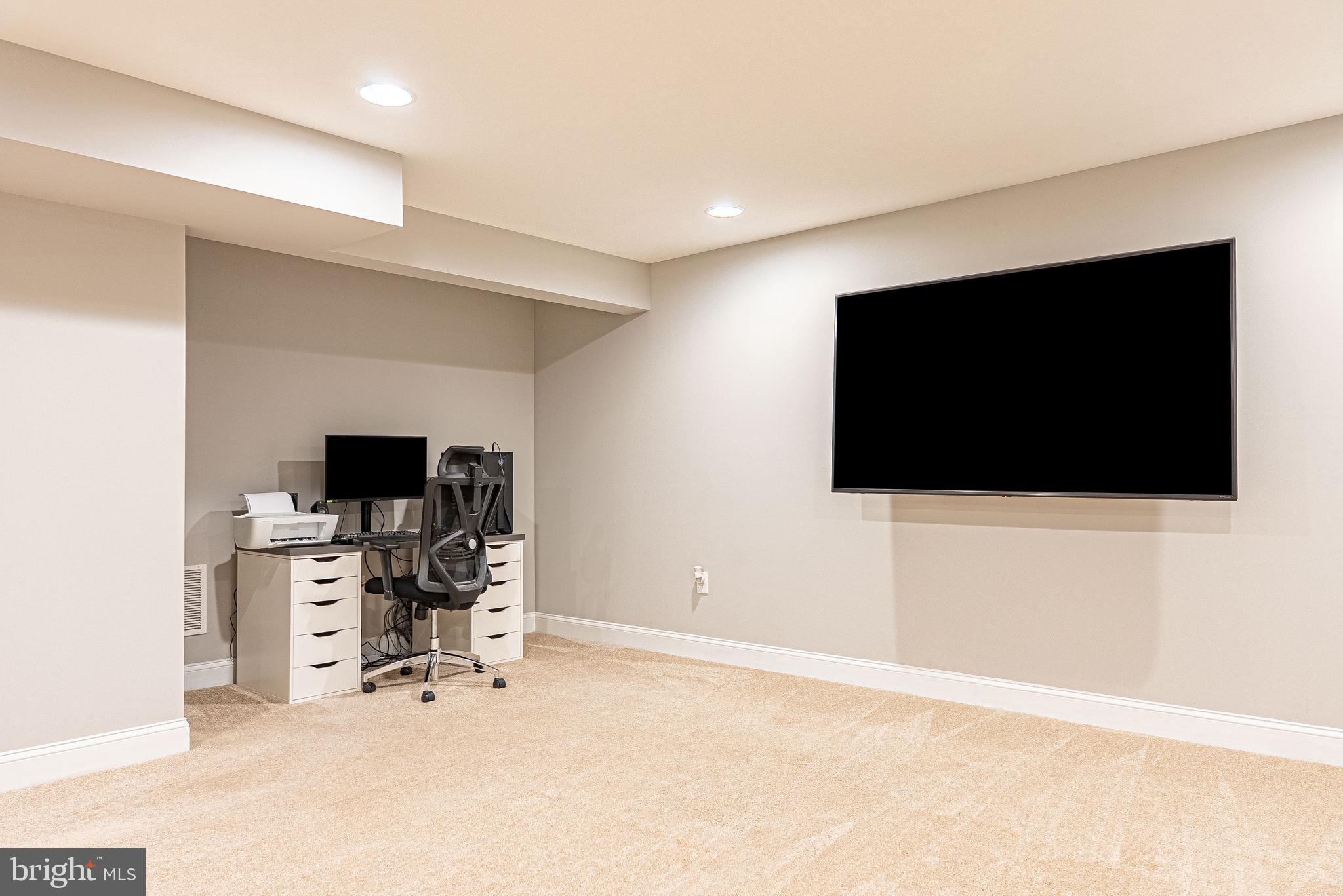 1406 LEXINGTON MEWS MEWS