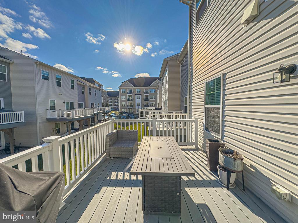 4 FLAMINGO COURT