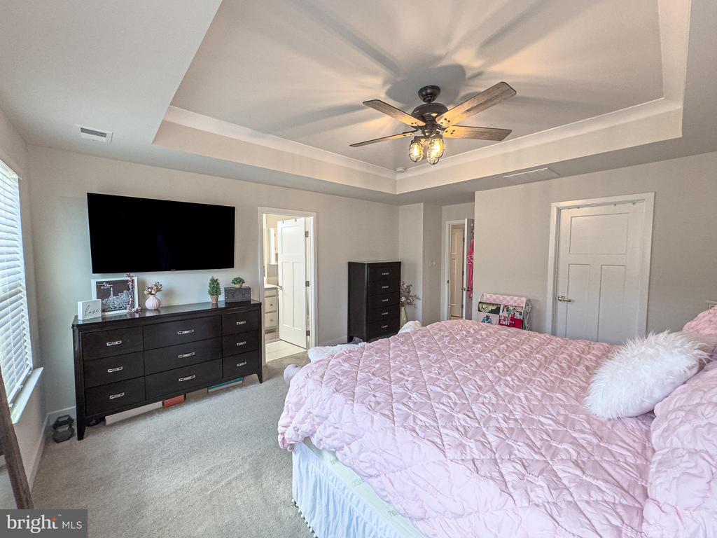 4 FLAMINGO COURT