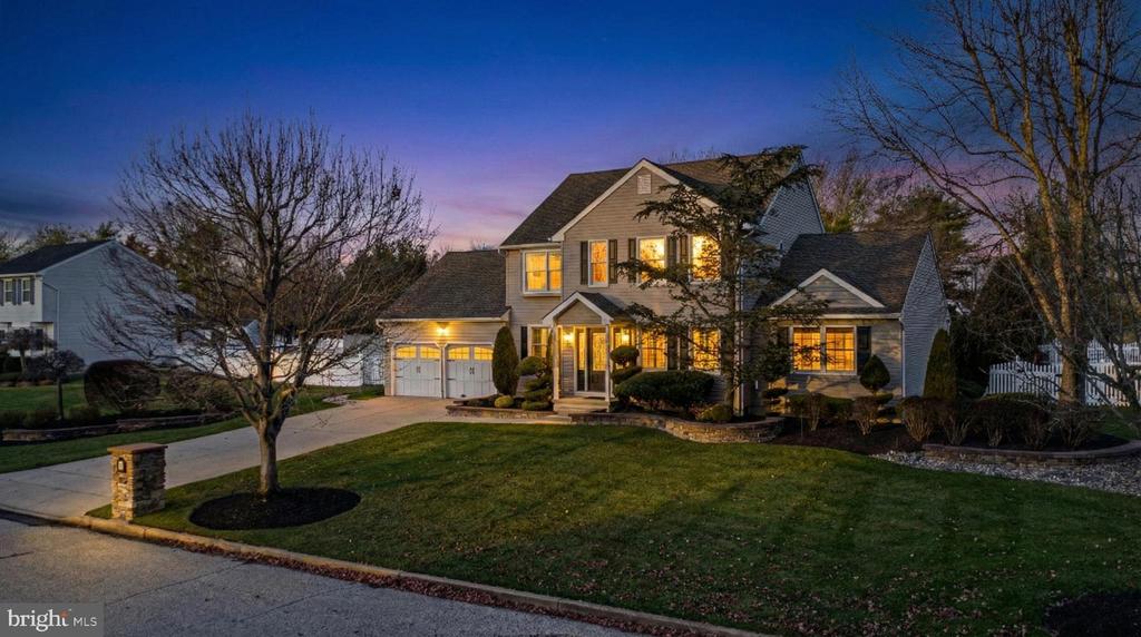 607 APPLE DRIVE