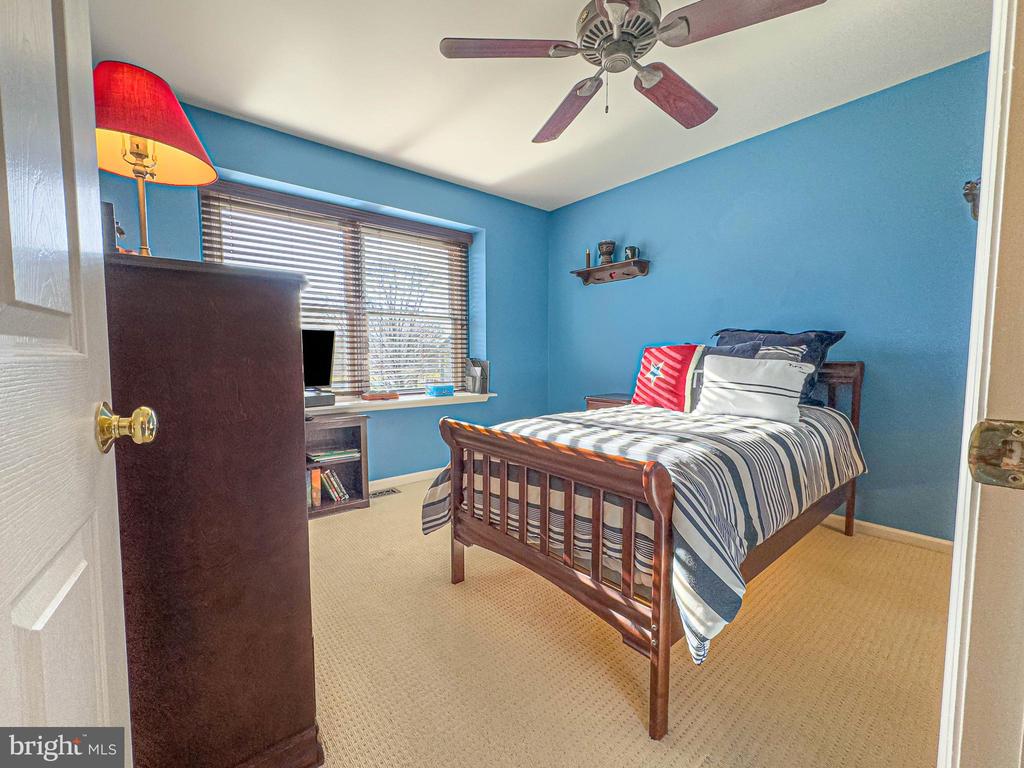 607 APPLE DRIVE