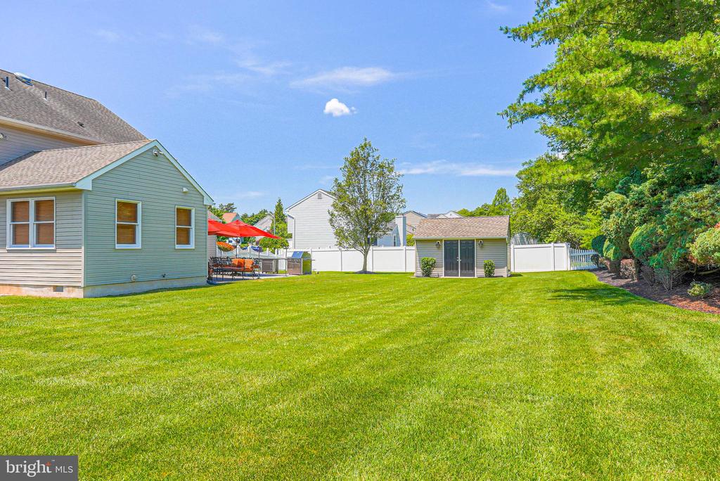 607 APPLE DRIVE