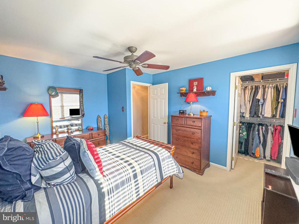 607 APPLE DRIVE