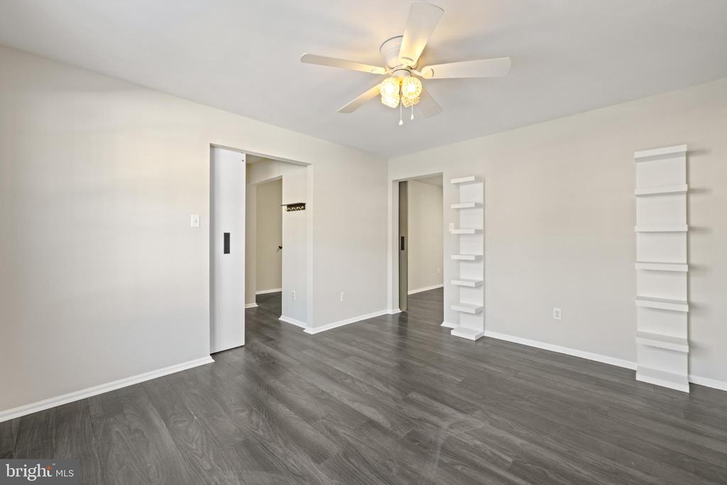 219 ALLENS LANE