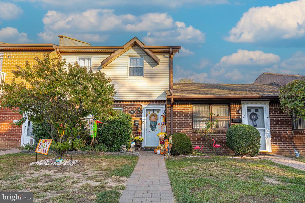 38 ADRIANA COURT