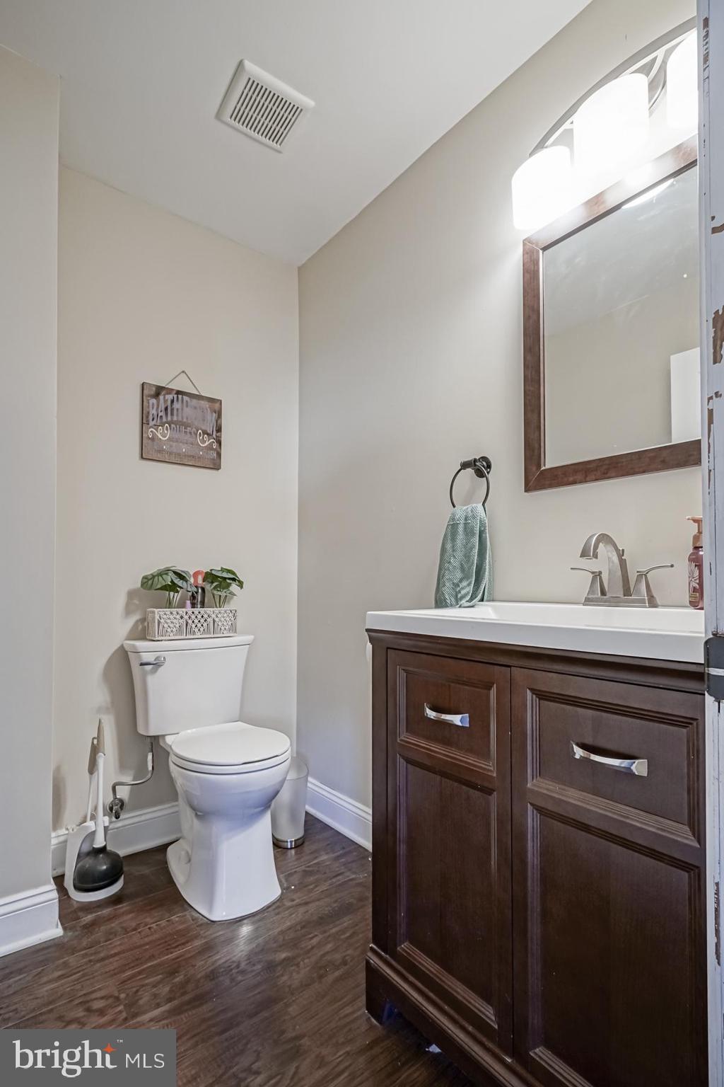 86 WILLIAM PENN AVENUE