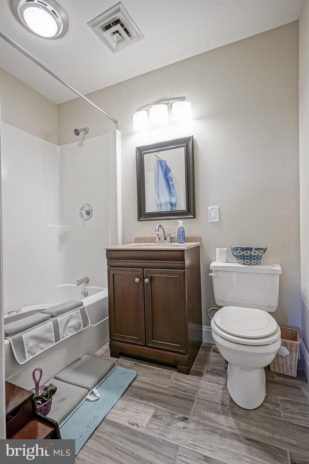 86 WILLIAM PENN AVENUE