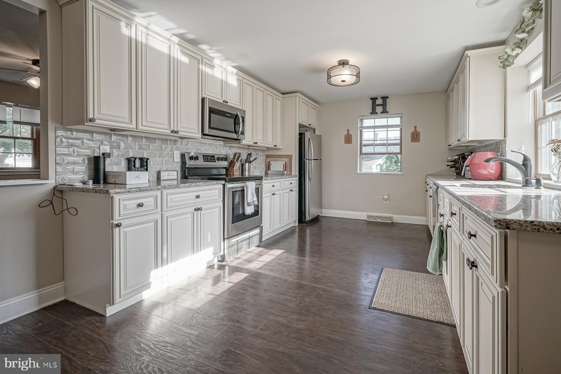 86 WILLIAM PENN AVENUE