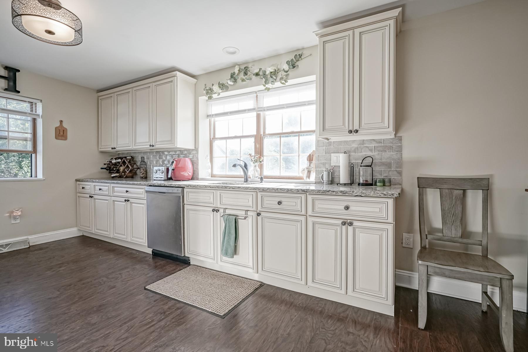 86 WILLIAM PENN AVENUE