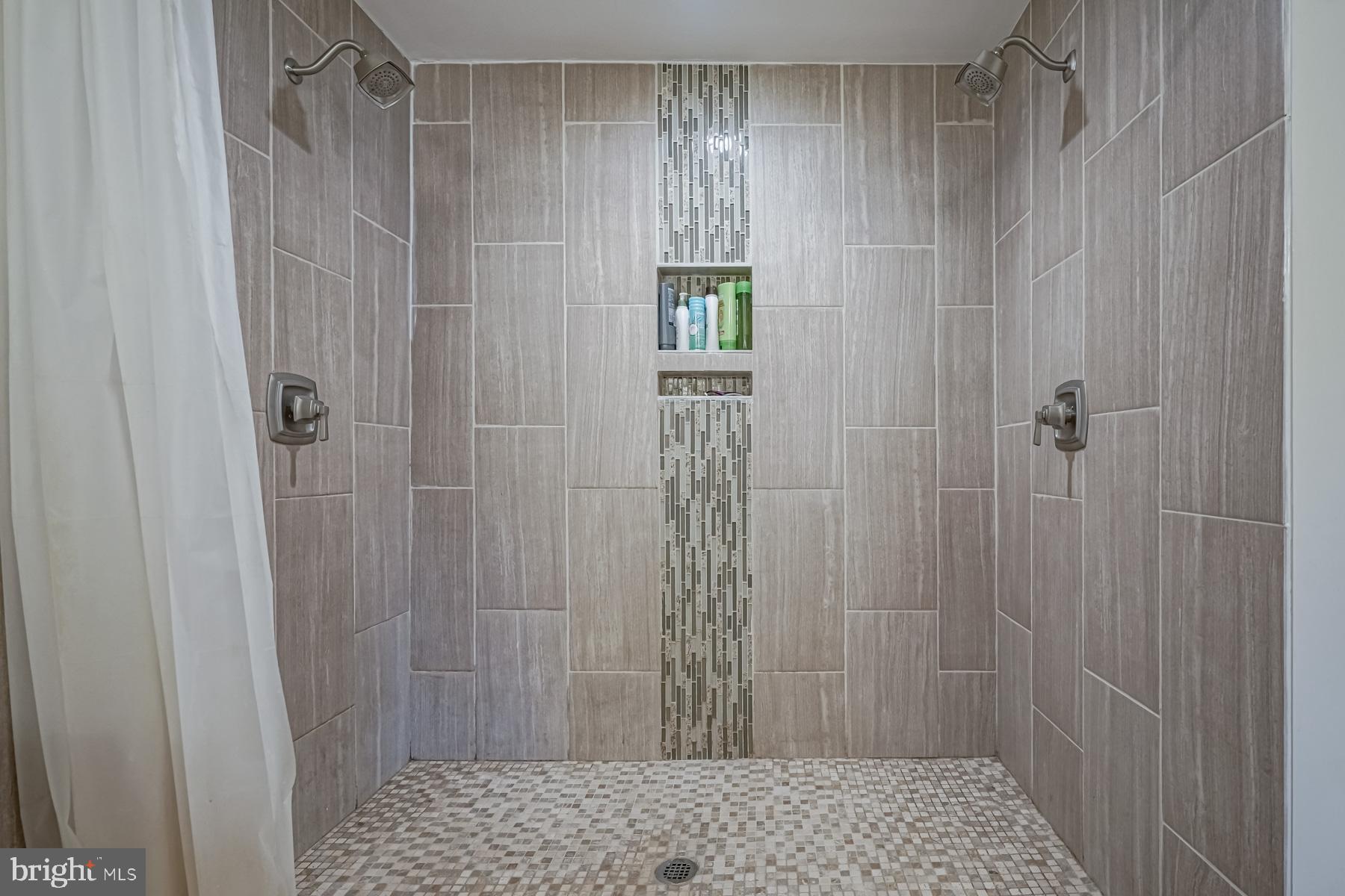 86 WILLIAM PENN AVENUE