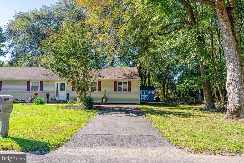 89 QUAKER ROAD