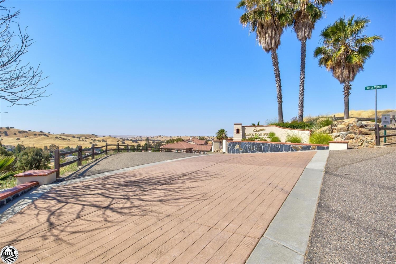 8418 Vista Verde