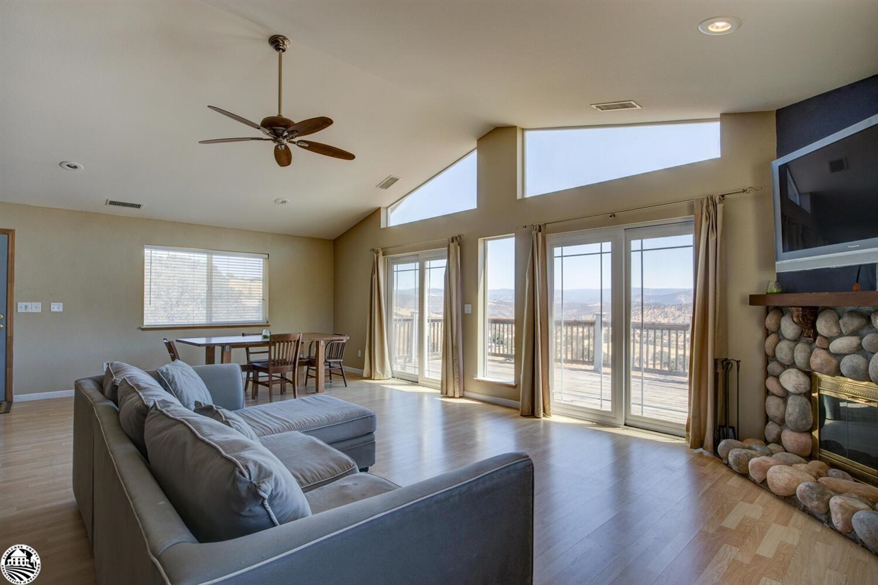 9414 Coronado