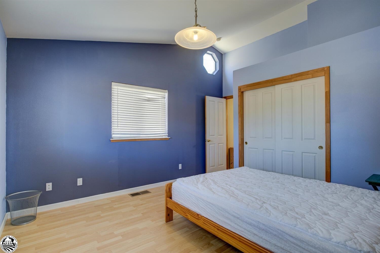 9414 Coronado