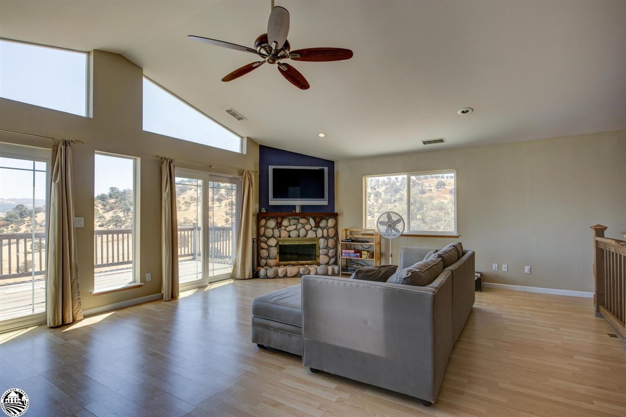 9414 Coronado